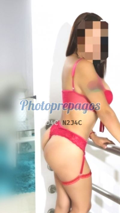 Melany, puta en Laureles (Medellín)