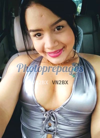 Adriana, puta en Engativá