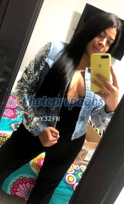 Laura, puta en Barranquilla