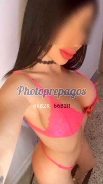 Mía, escort en Laureles (Medellín)