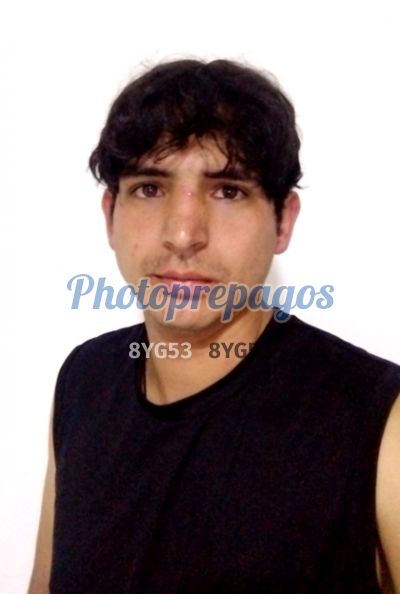 Jhoan, hombre en Medellín