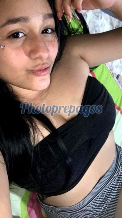 Karol, mujer que hace videollamadas y sexting