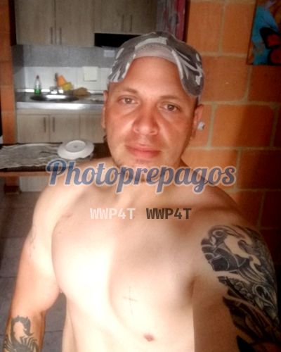 Álex, Hombre que da masajes eróticos en La Candelaria