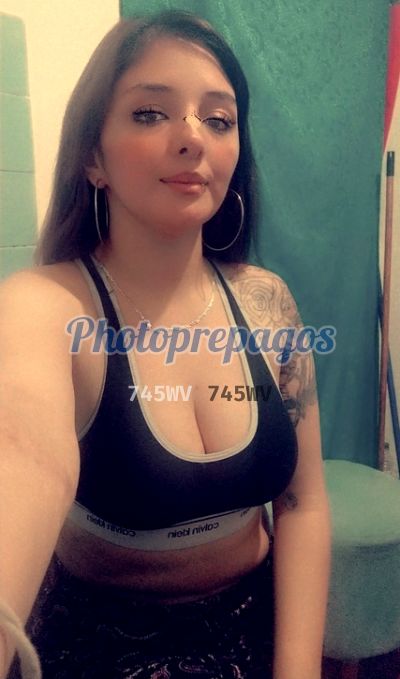 Diana, Mujer que hace videollamadas y sexting