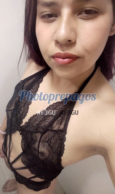 Lorena, mujer que hace videollamadas y sexting