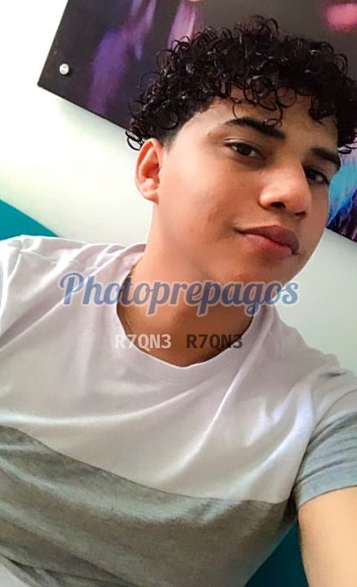 Luis Jose, Hombre que hace videollamadas y sexting