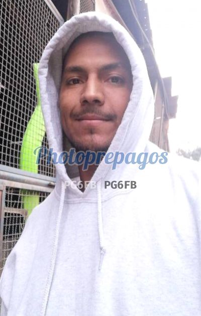 Alexander Brizuela, Hombre que da masajes eróticos en Fontibón