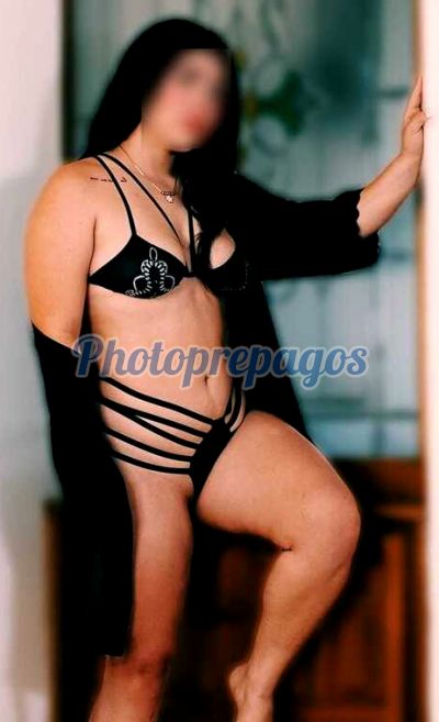 Nicolle, puta en Laureles (Medellín)