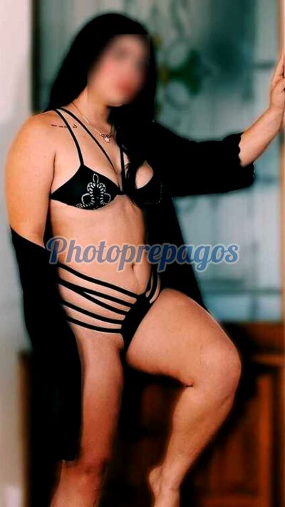 Nicolle, puta en Laureles (Medellín)