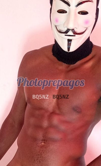 Elenmascarado, Hombre que da masajes eróticos en Pereira