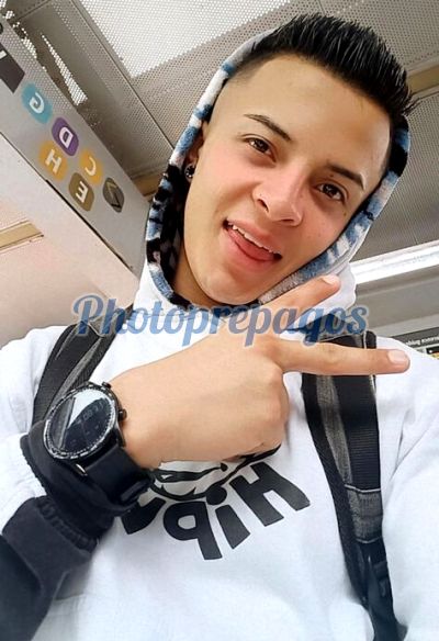 Andrés, Hombre en Kennedy