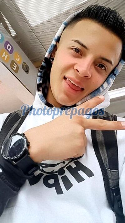 Andrés, Hombre en Kennedy