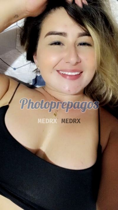Charlotte, mujer que hace videollamadas y sexting