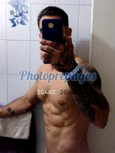 Mike, hombre en Cali