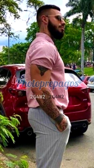Mike, hombre en Cali