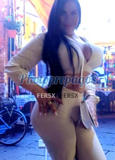 Katha, Mujer que hace videollamadas y sexting
