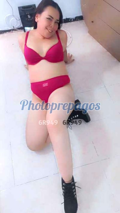 Mía, Escort en Bosa