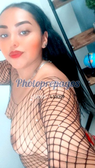 Sheyla, mujer que hace videollamadas y sexting