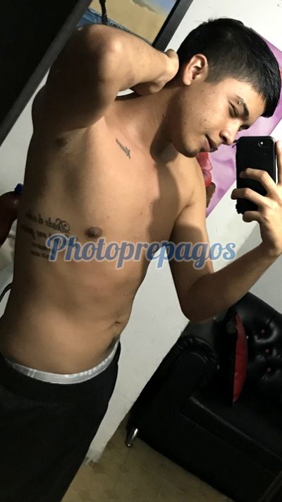 Julián Serrano, Hombre que hace videollamadas y sexting