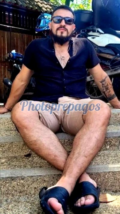 Esteban, Hombre en Kennedy