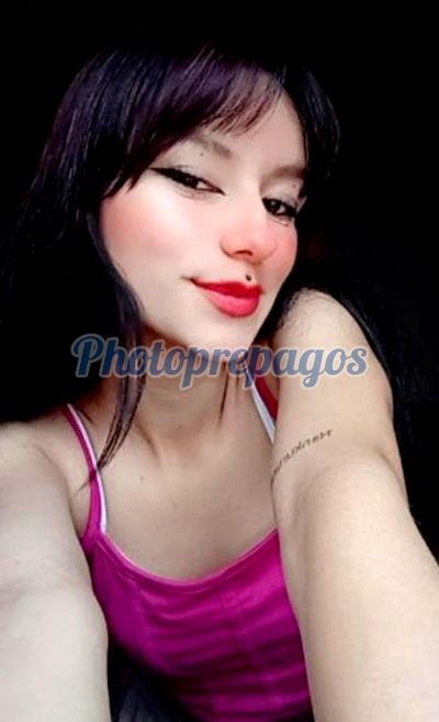 Luisa, mujer que hace videollamadas y sexting