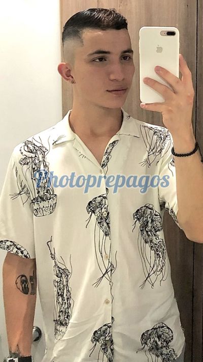 Andrés, Hombre en Medellín