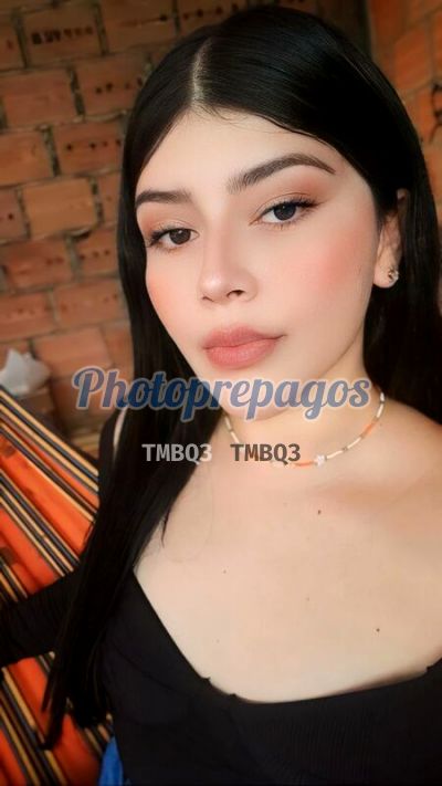 Melody, mujer que hace videollamadas y sexting