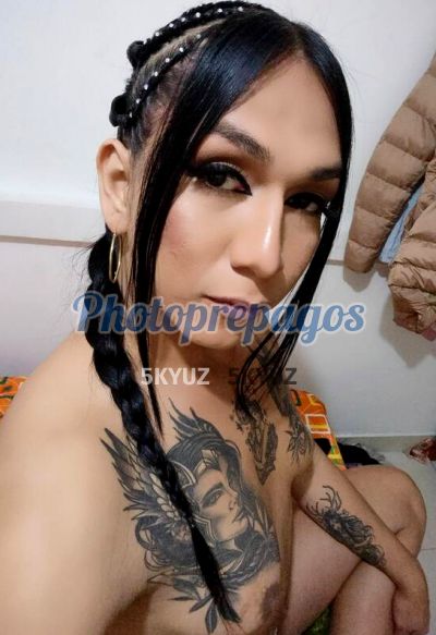 Valery, travesti que hace videollamadas y sexting
