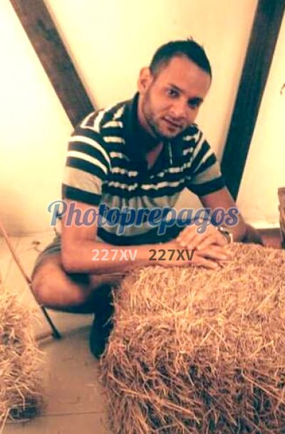 Andrés, Hombre que da masajes eróticos en Teusaquillo