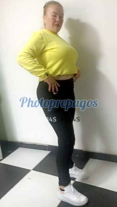 Sarita, mujer que hace videollamadas y sexting