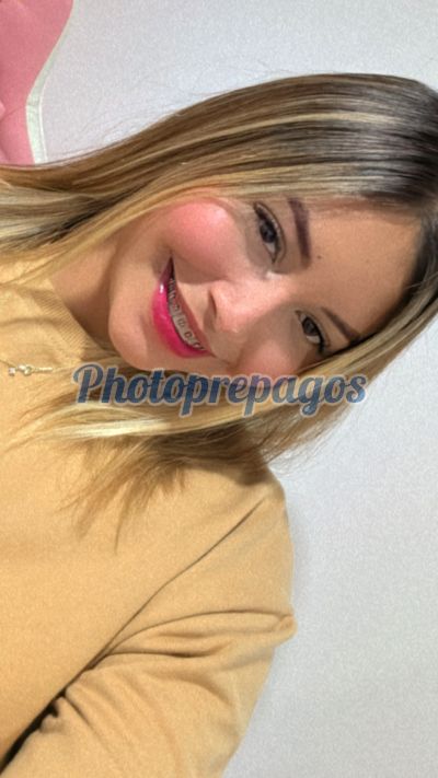 Sofía 3012436474, Mujer que hace videollamadas y sexting