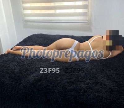 stefy, Mujer que hace videollamadas y sexting