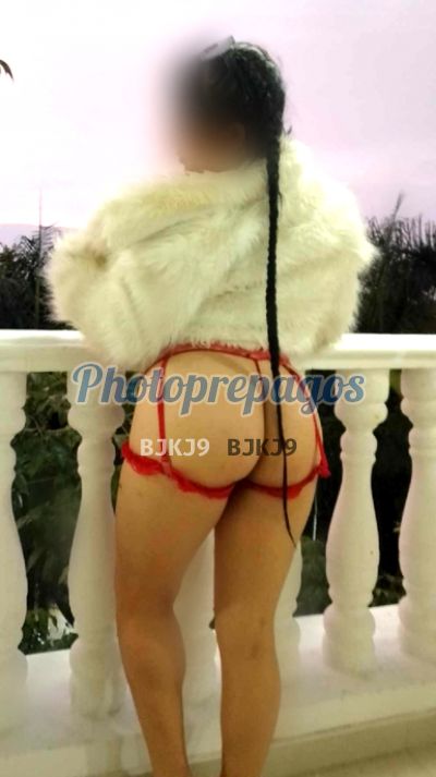 Natali, Mujer que hace videollamadas y sexting
