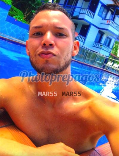 Khlovis, Hombre en Laureles (Medellín)