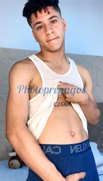 Rayni Ávila, Hombre en Medellín