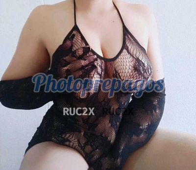 Lina, mujer que hace videollamadas y sexting