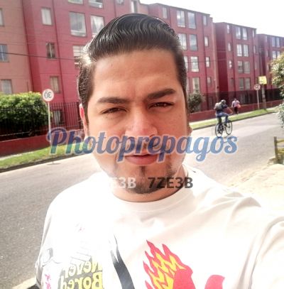 Dairo 3208357983, Hombre que hace videollamadas y sexting