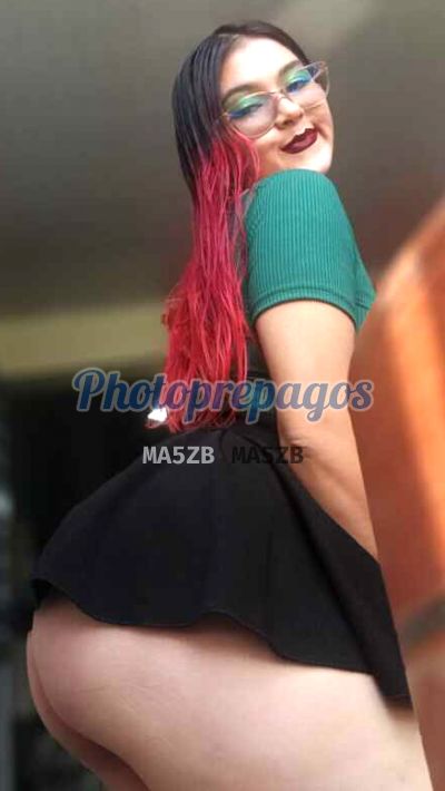 Lizeth, mujer que hace videollamadas y sexting