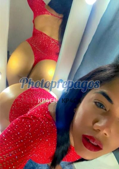 Criss, mujer que hace videollamadas y sexting