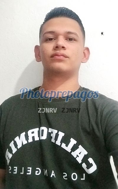 Daniel, Hombre en Medellín