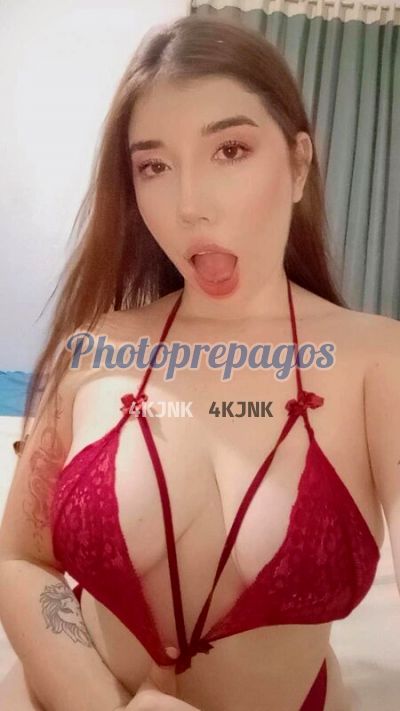 Ada, mujer que hace videollamadas y sexting