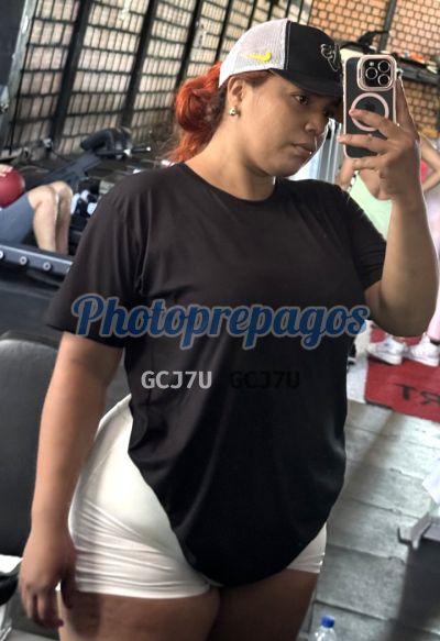 Katalina, mujer que hace videollamadas y sexting