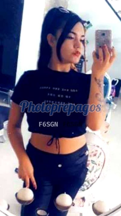 Sharon, puta en Usaquén