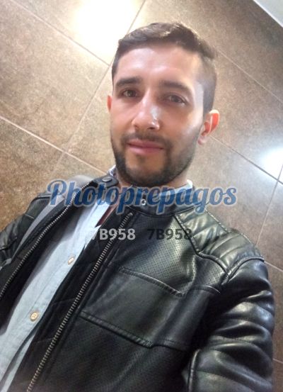 Juanpis, hombre que da masajes eróticos en Duitama