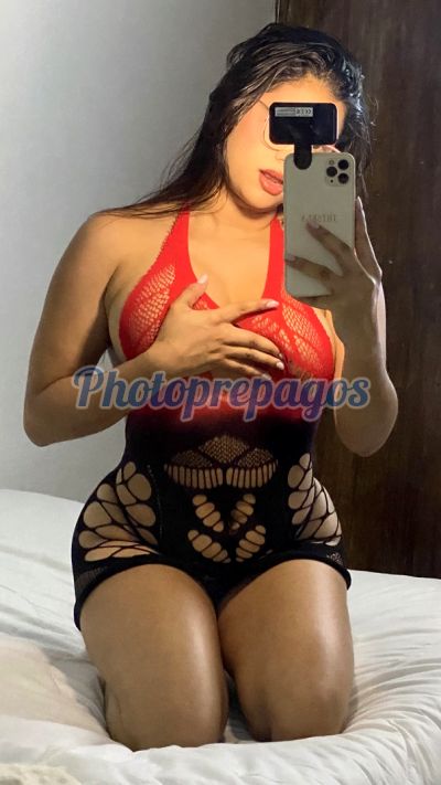 Yaya, mujer que hace videollamadas y sexting