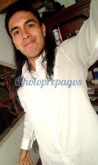 Rocky 3237956835, Hombre que da masajes eróticos en Chía