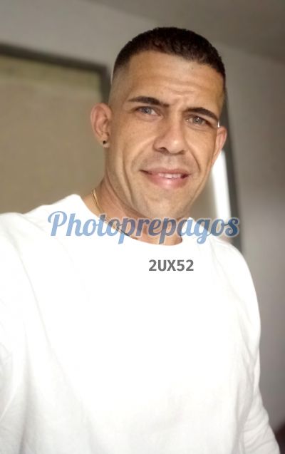 Álex, hombre en Piedecuesta