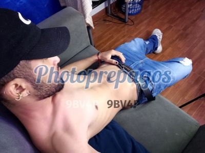 Camilo, hombre que hace videollamadas y sexting