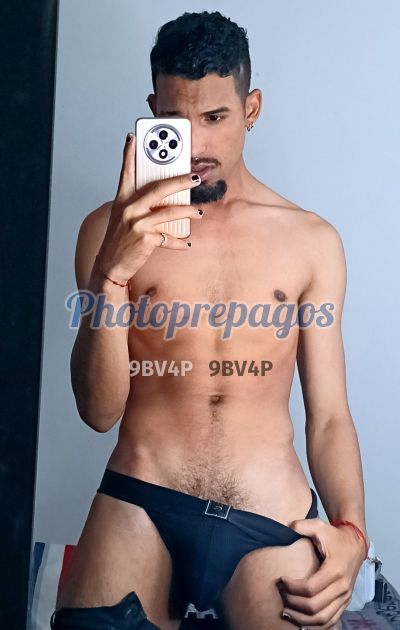 Camilo, hombre que hace videollamadas y sexting