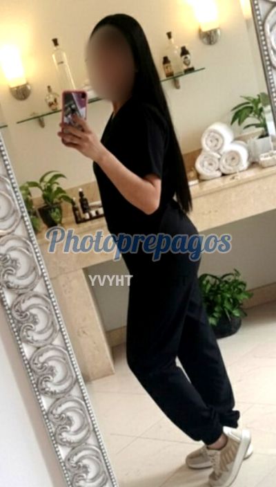 Lunna, mujer que da masajes eróticos en Laureles (Medellín)